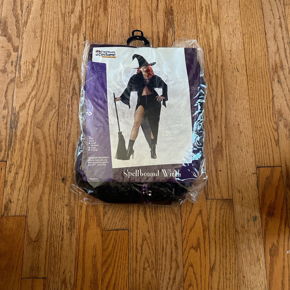 Witch costume women’s Medium NWT
